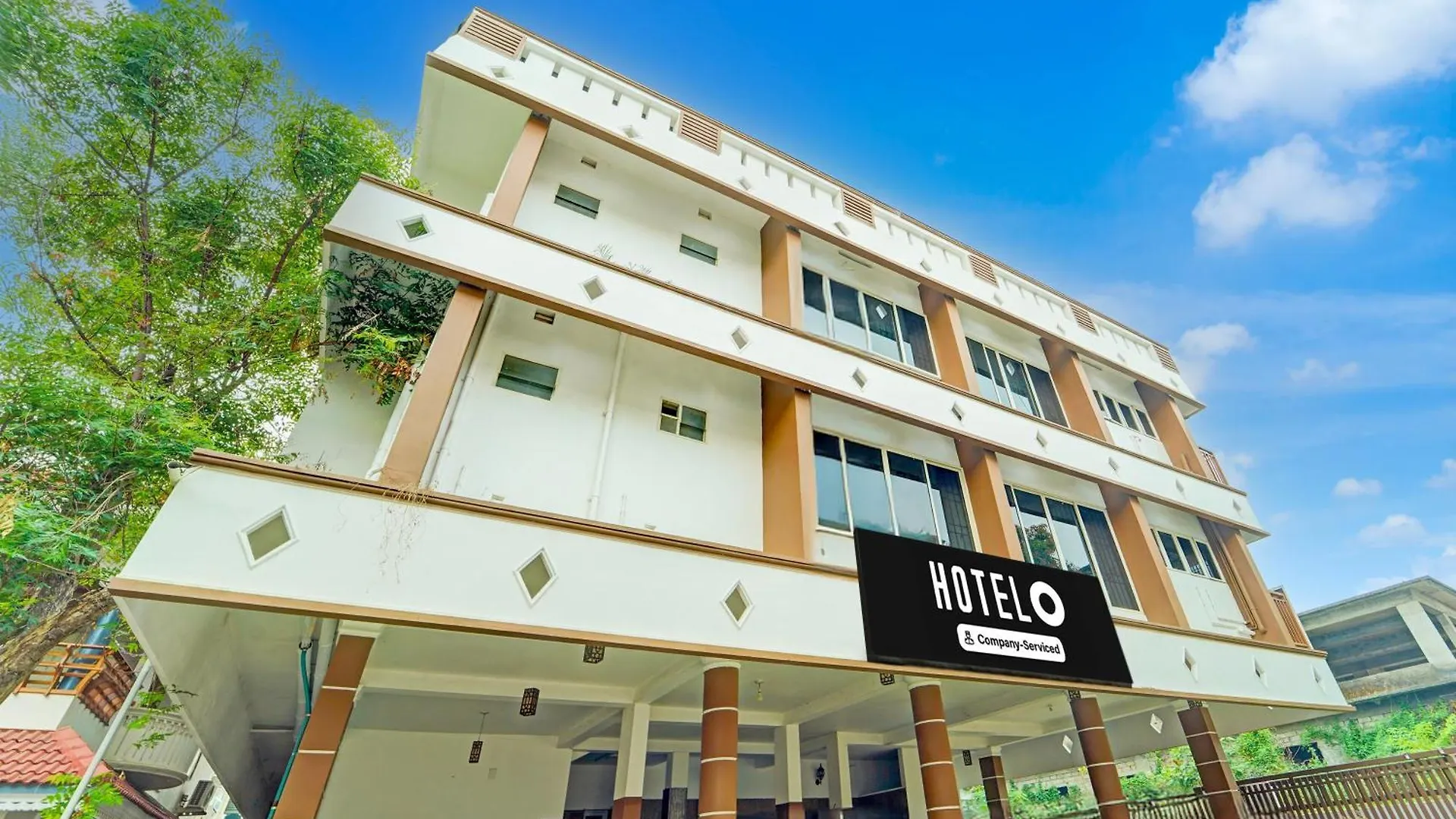 Hotel O Chembumukku Kakkanad Kochi India