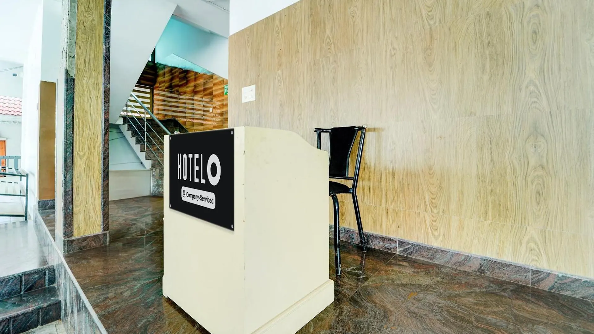 Hotel O Chembumukku Kakkanad Kochi